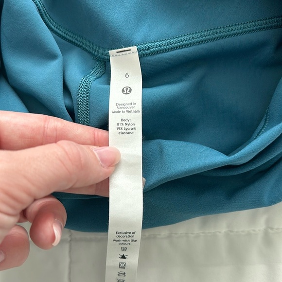 💙 Lululemon Align Shorts - Picture 5 of 7
